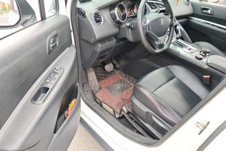 Used Peugeot 3008 2016 1.6THP Automatic Standard Edition Driver Seat