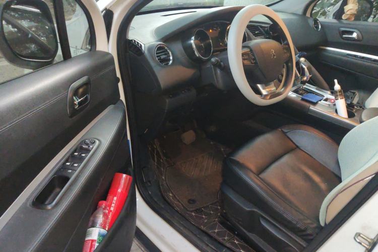 Used Peugeot 3008 2016 2.0L Automatic Classic Edition Driver Seat