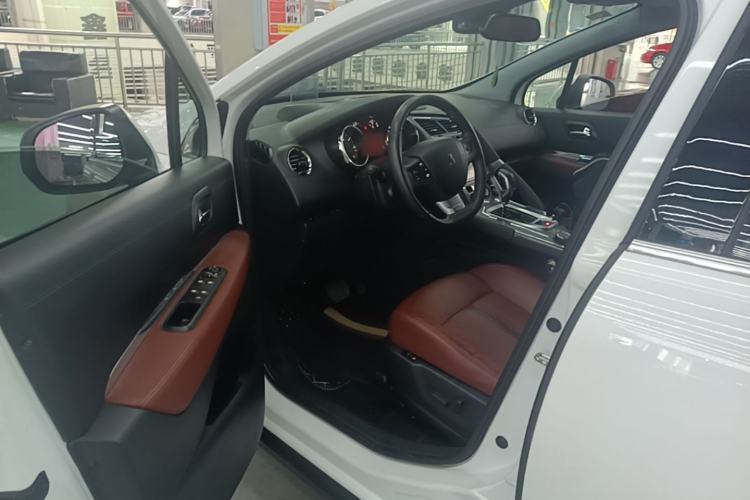 Used Peugeot 3008 2016 1.6THP Automatic Prestige Edition Driver Seat