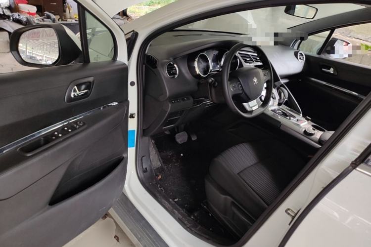 Used Peugeot 3008 2016 1.6THP Automatic Classic Edition Driver Seat