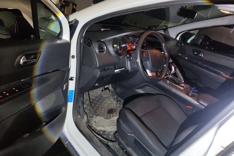 Used Peugeot 3008 2016 1.6THP Automatic Classic Edition Driver Seat