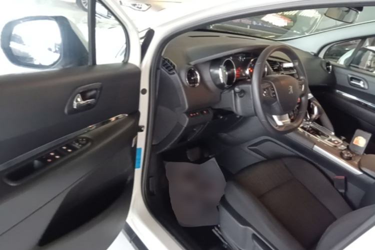 Used Peugeot 3008 2016 1.6THP Automatic Classic Edition Driver Seat