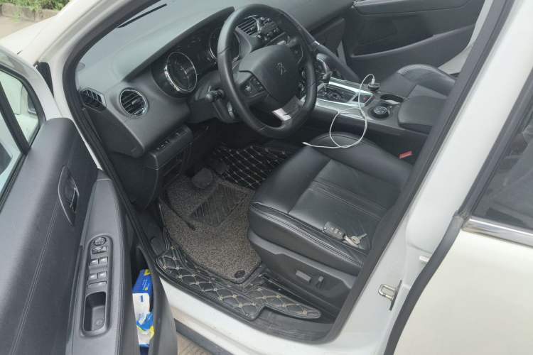 Used Peugeot 3008 2016 1.6THP Automatic Trend Edition Driver Seat