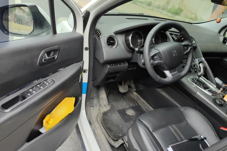 Used Peugeot 3008 2016 1.6THP Automatic Trend Edition Driver Seat