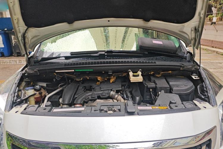 Used Peugeot 3008 2016 1.6THP Automatic Trend Edition Engine Bay