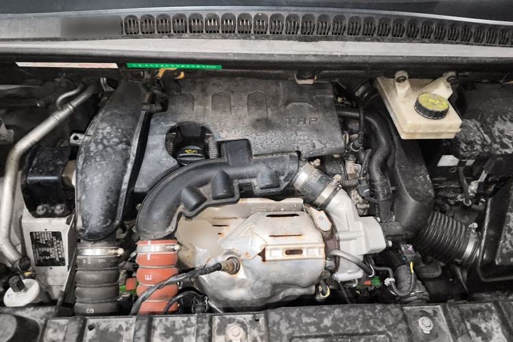 Used Peugeot 3008 2016 1.6THP Automatic Trend Edition Engine Bay