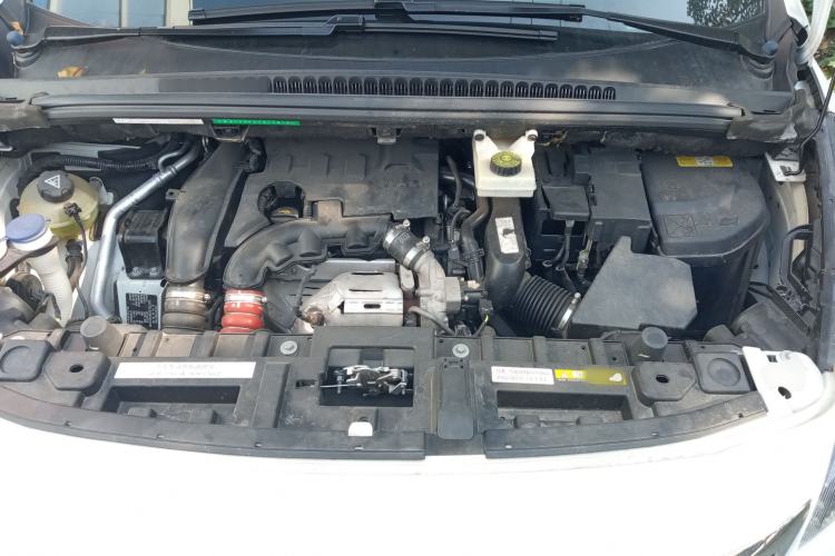 Used Peugeot 3008 2016 1.6THP Automatic Trend Edition Engine Bay
