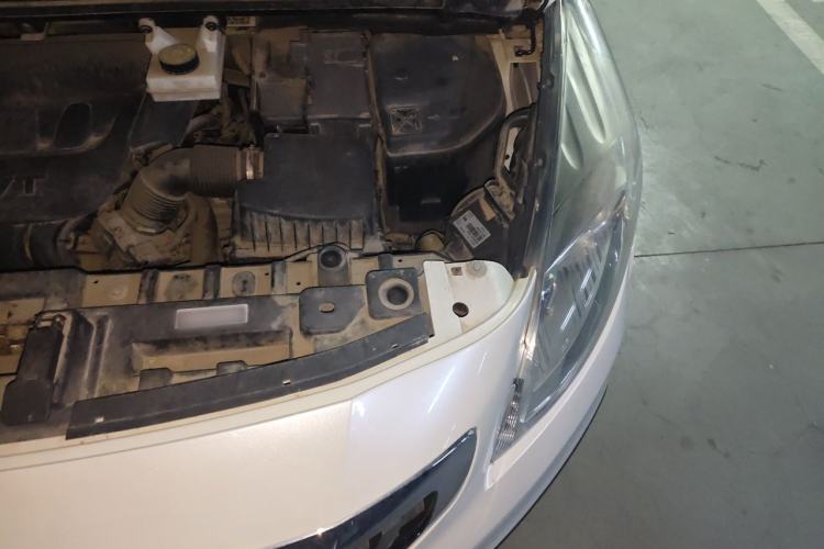 Used Peugeot 3008 2016 2.0L Automatic Classic Edition Engine Bay Left