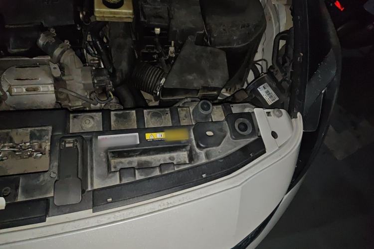 Used Peugeot 3008 2016 1.6THP Automatic Trend Edition Engine Bay Left