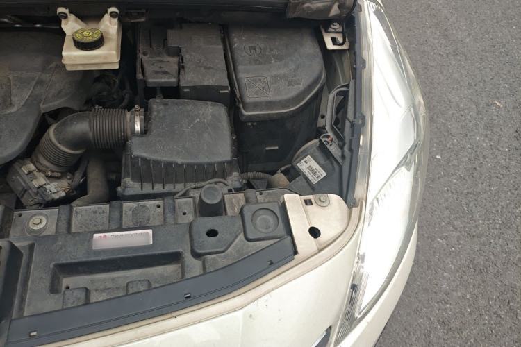 Used Peugeot 3008 2016 2.0L Automatic Classic Edition Engine Bay Left