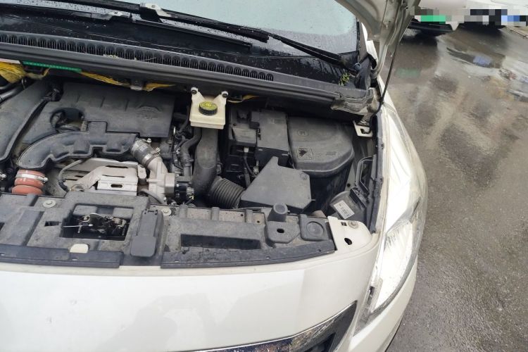 Used Peugeot 3008 2016 1.6THP Automatic Classic Edition Engine Bay Left