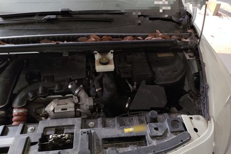Used Peugeot 3008 2016 1.6THP Automatic Classic Edition Engine Bay Left