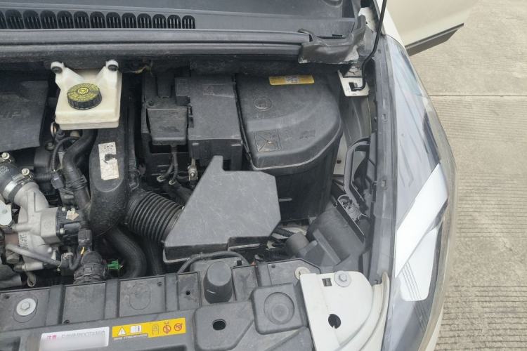 Used Peugeot 3008 2016 1.6THP Automatic Trend Edition Engine Bay Left