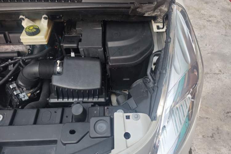 Used Peugeot 3008 2016 2.0L Automatic Classic Edition Engine Bay Left
