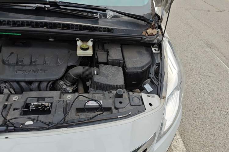 Used Peugeot 3008 2016 2.0L Automatic Classic Edition Engine Bay Left