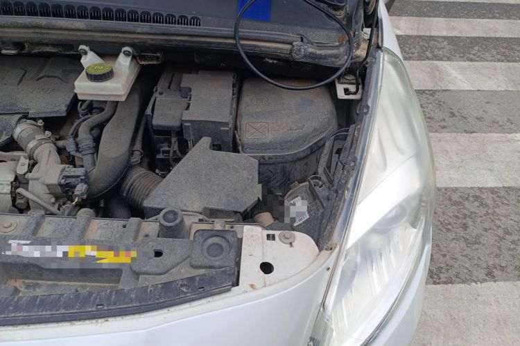 Used Peugeot 3008 2016 1.6THP Automatic Classic Edition Engine Bay Left