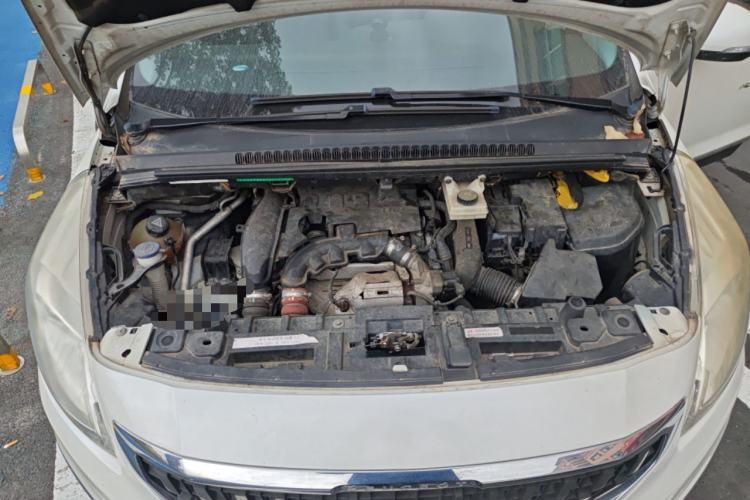 Used Peugeot 3008 2016 1.6THP Automatic Classic Edition Engine Bay