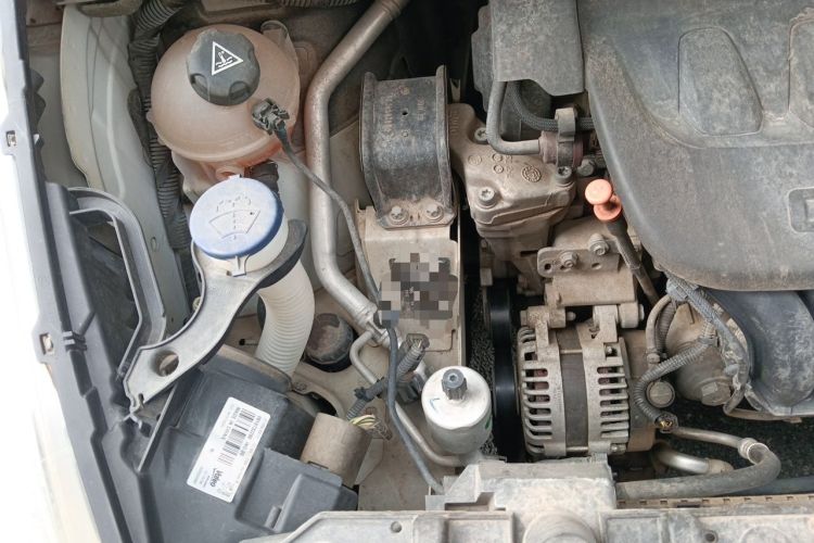Used Peugeot 3008 2016 2.0L Automatic Classic Edition Engine Bay Right
