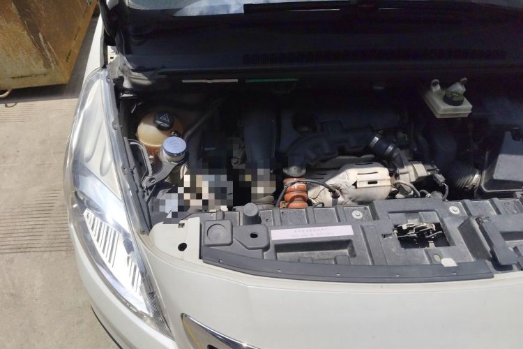 Used Peugeot 3008 2016 1.6THP Automatic Classic Edition Engine Bay Right