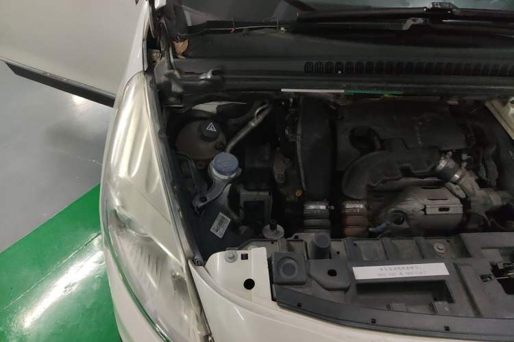 Used Peugeot 3008 2016 1.6THP Automatic Classic Edition Engine Bay Right