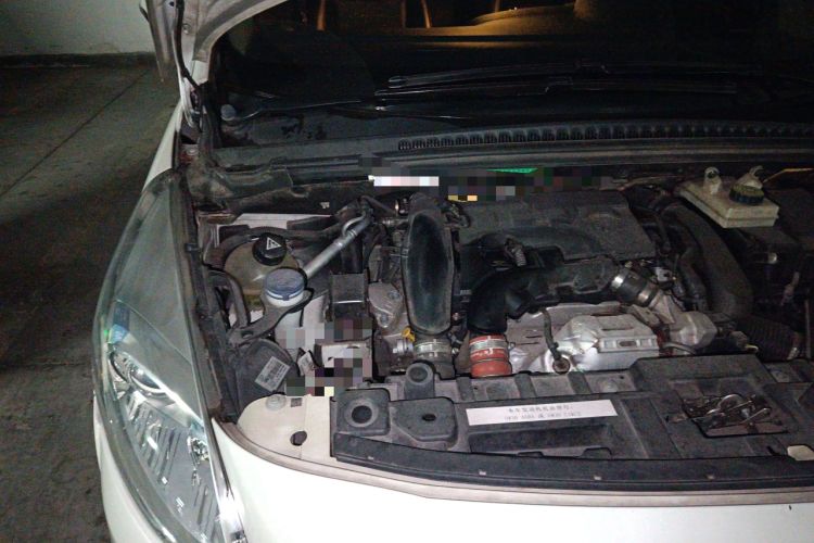 Used Peugeot 3008 2016 1.6THP Automatic Classic Edition Engine Bay Right