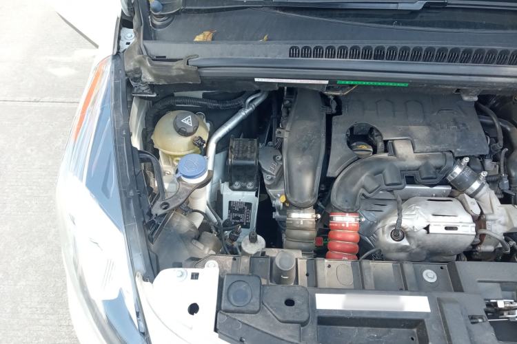 Used Peugeot 3008 2016 1.6THP Automatic Trend Edition Engine Bay Right