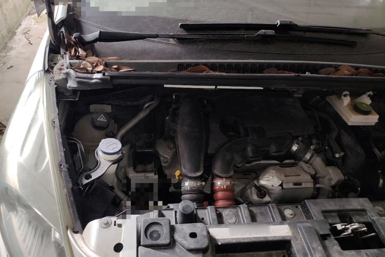 Used Peugeot 3008 2016 1.6THP Automatic Classic Edition Engine Bay Right