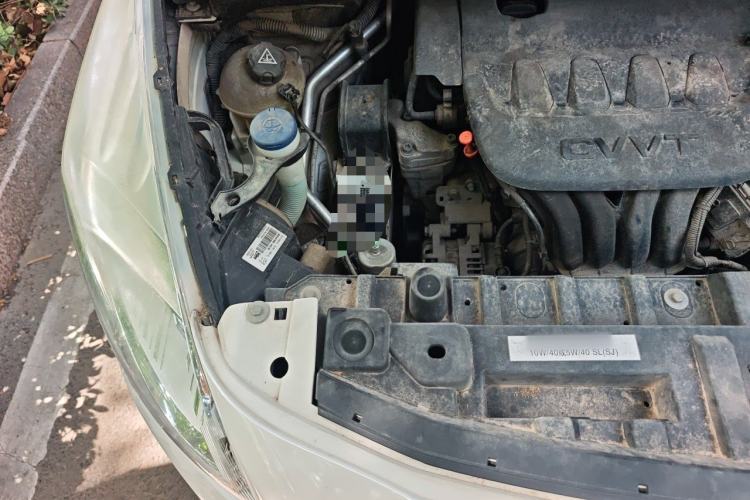 Used Peugeot 3008 2016 2.0L Automatic Standard Edition Engine Bay Right