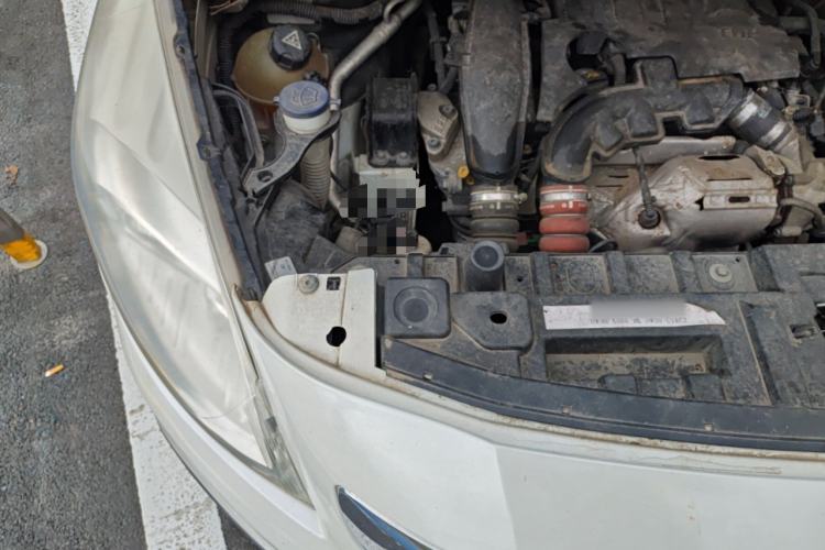 Used Peugeot 3008 2016 1.6THP Automatic Classic Edition Engine Bay Right