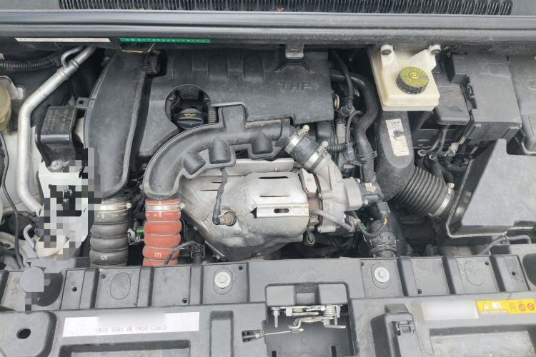 Used Peugeot 3008 2016 1.6THP Automatic Trend Edition Engine Bay