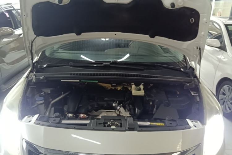 Used Peugeot 3008 2016 1.6THP Automatic Classic Edition Engine Bay
