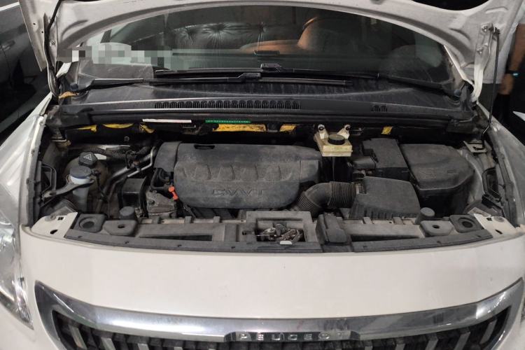 Used Peugeot 3008 2016 2.0L Automatic Classic Edition Engine Bay