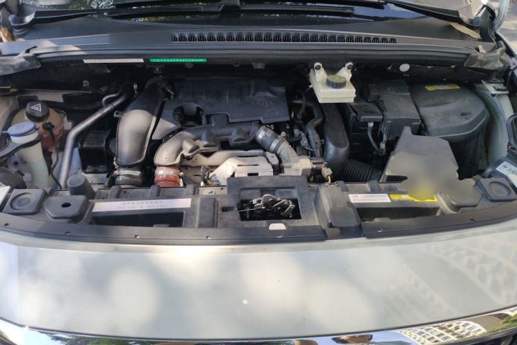Used Peugeot 3008 2016 1.6THP Automatic Prestige Edition Engine Bay