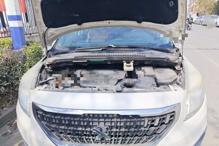Used Peugeot 3008 2016 2.0L Automatic Classic Edition Engine Bay