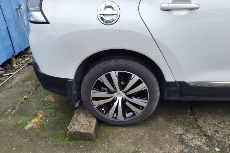 Used Peugeot 3008 2016 1.6THP Automatic Trend Edition Exterior 5