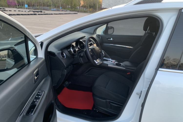 Used Peugeot 3008 2016 2.0L Automatic Standard Edition Exterior 7