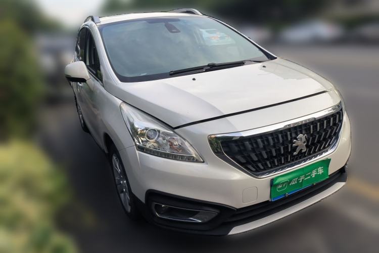 Used Peugeot 3008 2016 2.0L Automatic Classic Edition Front Right 45 Deg