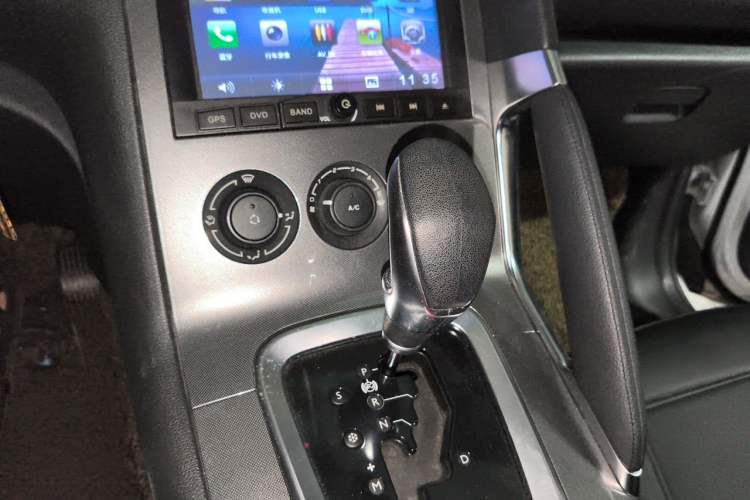 Used Peugeot 3008 2016 2.0L Automatic Classic Edition Gear Lever