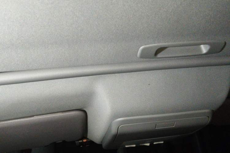 Used Peugeot 3008 2016 2.0L Automatic Classic Edition Headliner
