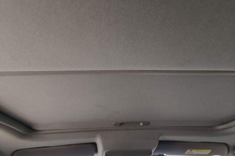 Used Peugeot 3008 2016 2.0L Automatic Classic Edition Headliner