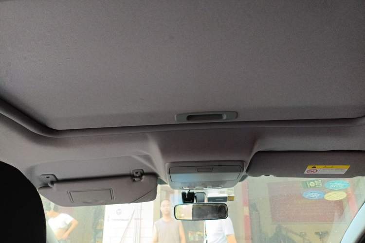 Used Peugeot 3008 2016 1.6THP Automatic Classic Edition Headliner