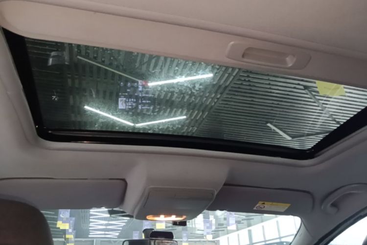 Used Peugeot 3008 2016 1.6THP Automatic Classic Edition Headliner