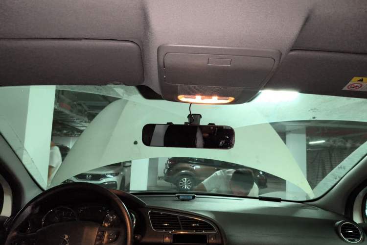 Used Peugeot 3008 2016 2.0L Automatic Classic Edition Headliner