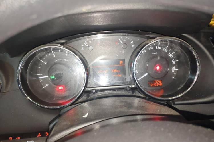 Used Peugeot 3008 2016 2.0L Automatic Classic Edition Instrument Cluster