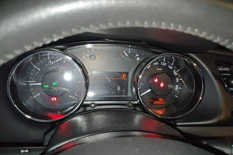 Used Peugeot 3008 2016 1.6THP Automatic Trend Edition Instrument Cluster