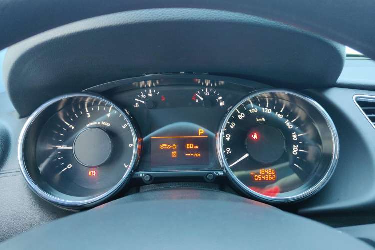 Used Peugeot 3008 2016 2.0L Automatic Classic Edition Instrument Cluster