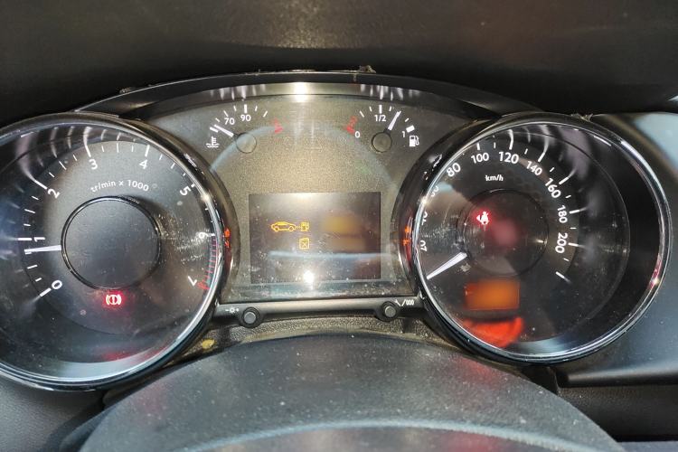 Used Peugeot 3008 2016 2.0L Manual Classic Edition Instrument Cluster