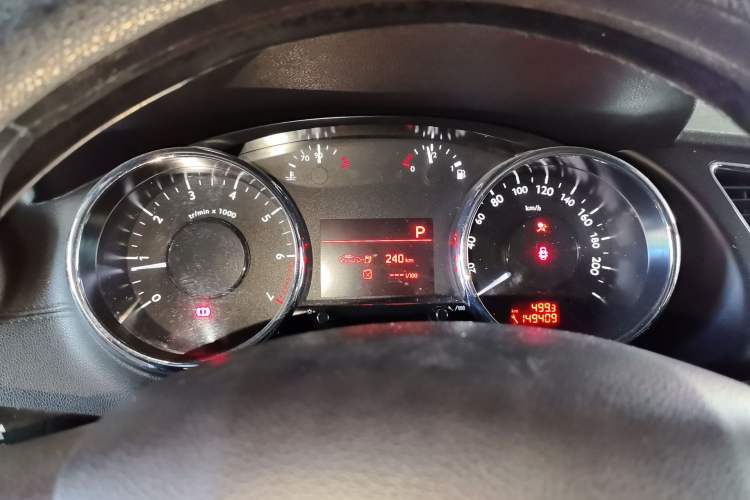 Used Peugeot 3008 2016 2.0L Automatic Classic Edition Instrument Cluster
