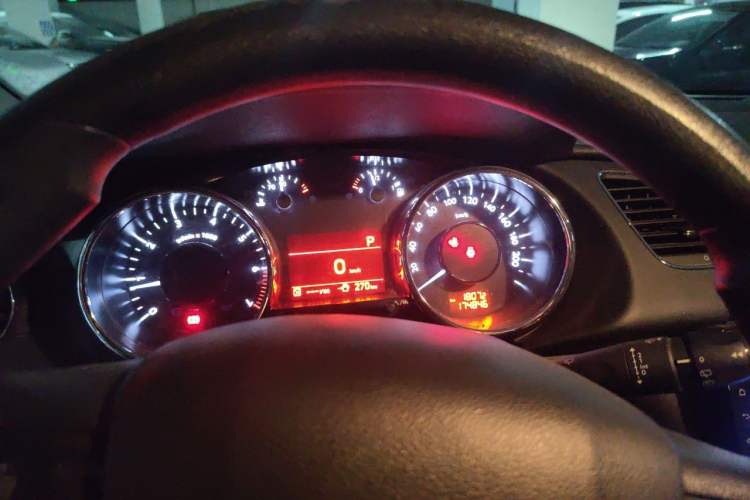 Used Peugeot 3008 2016 1.6THP Automatic Classic Edition Instrument Cluster