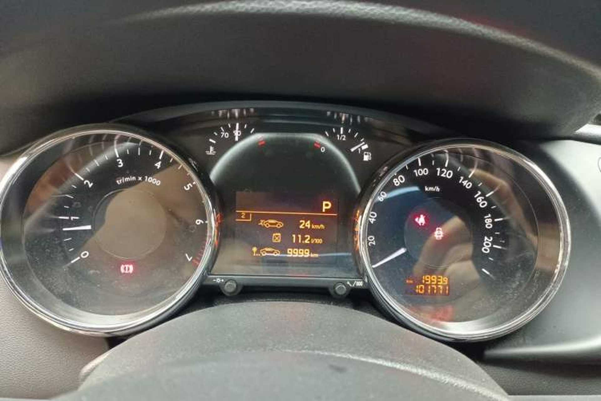 Used Peugeot 3008 2016 2.0L Automatic Classic Edition Instrument Cluster